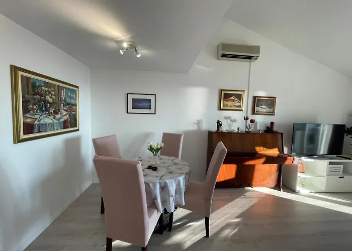 The View * ポレッチ